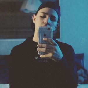 Meet your Posher, Rafael